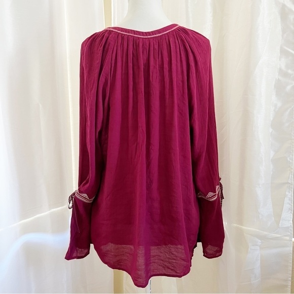 Embroidered Bell sleeves blouse Size XL - Picture 5 of 11